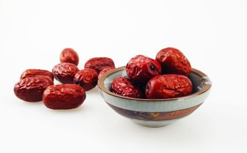女人吃什么可以促排卵 推荐五道食疗方 女人吃什么可以促排卵 促排卵的食物有哪些 促排卵的食疗方法有哪些
