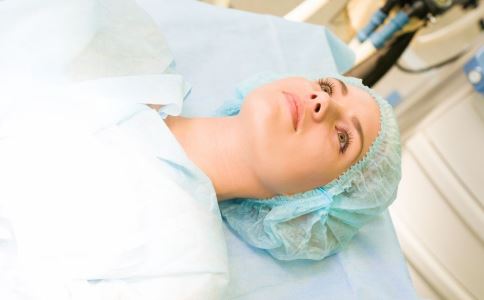 多次人流致子宫内膜增生 预防疾病这么做 子宫内膜增生的原因是什么 子宫内膜增生有哪些临床表现 如何预防子宫内膜增生