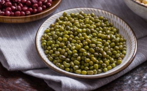 中医推荐:夏季养生多吃4类食物 夏季养生吃什么好 夏季养生小常识 夏季养生有哪些食物