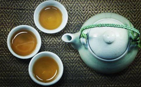 冬季想养生 可试着喝茶 冬季喝茶好吗 冬季喝茶有什么好处 喝茶要注意什么