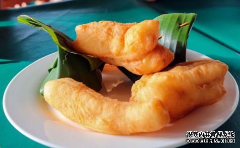 早餐别吃油条 小心会变胖 哪些食物会变胖 变胖食物有哪些 吃什么食物会变胖