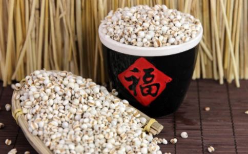 薏米能祛湿 吃些薏米美食可以保健养生 薏米有什么好处 薏米功效有哪些 薏米怎么吃好