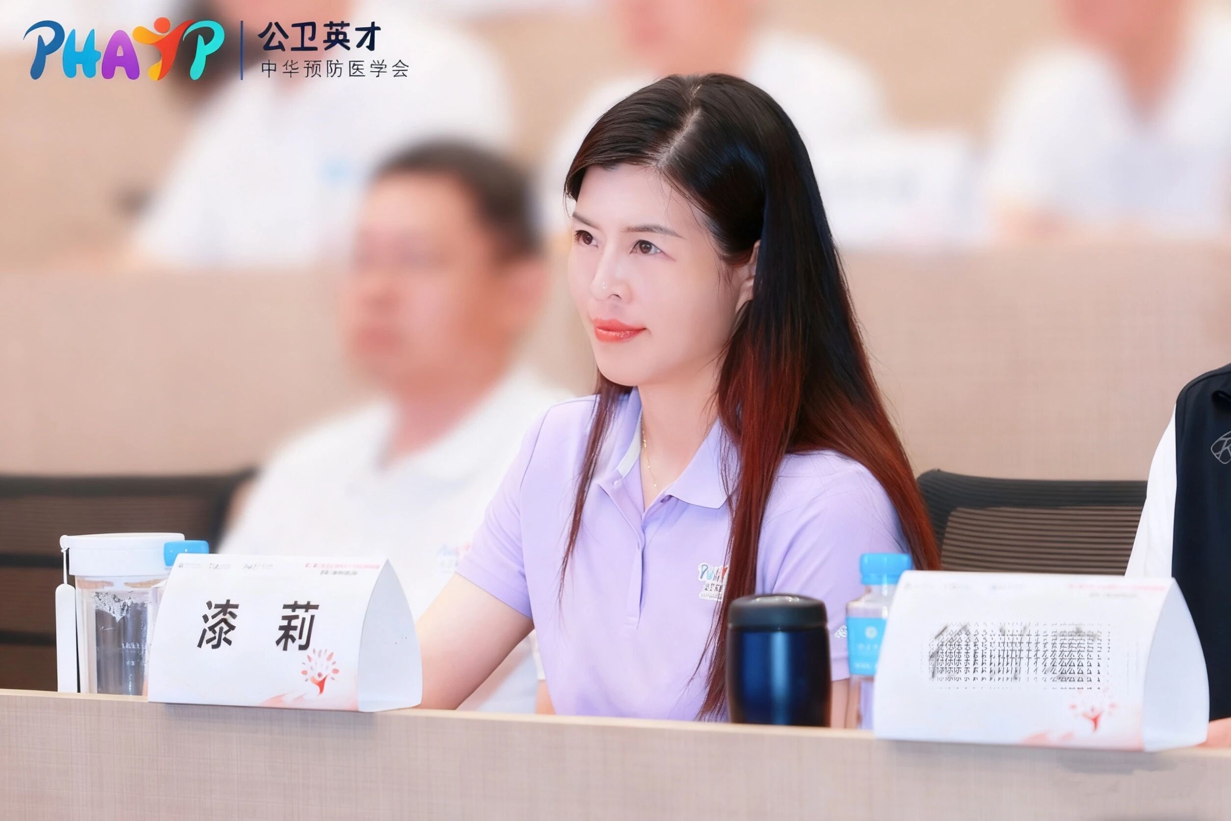 仁心灼灼·十人志 | 漆莉：暗处生光